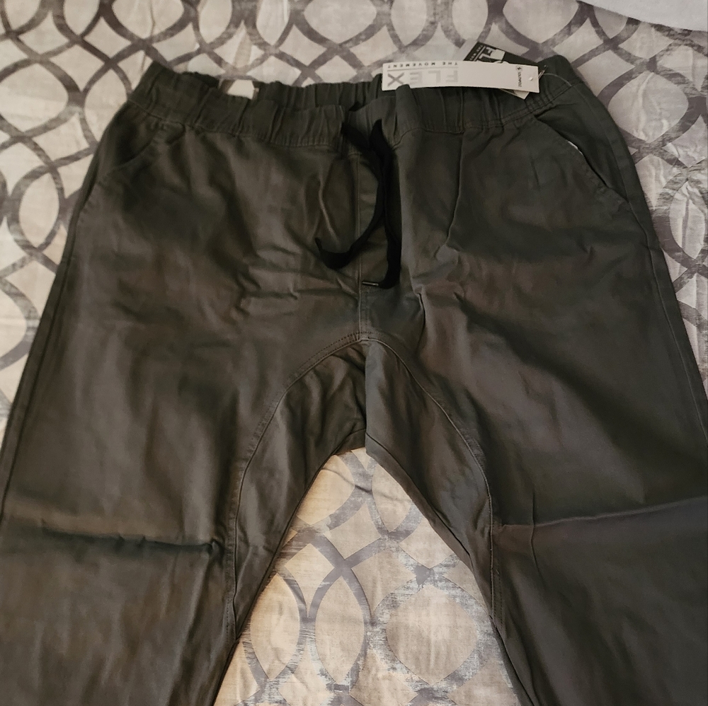 Cropped bottom pants